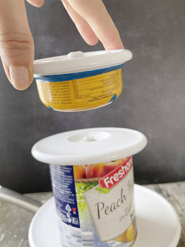 Status 177065 Univerzálne vákuové veko, 13,5 cm