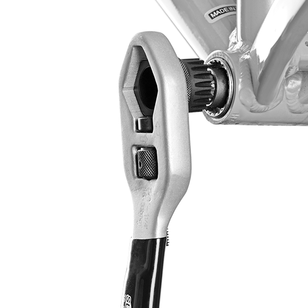 SuperB - Universální klíč na šestihranné matice 16-32 mm - TB-8830