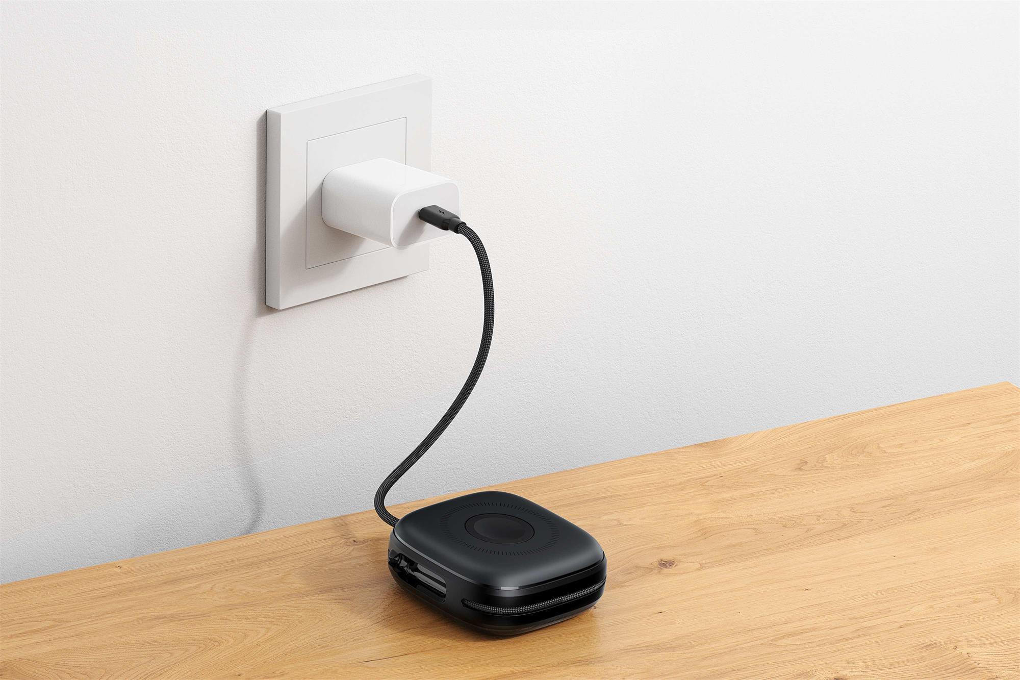 SWISSTEN POWER BANK VOLTBOX MagGO 10000 mAh S INTEGROVANÝMI KABELY + MAGSAFE + APPLE WATCH