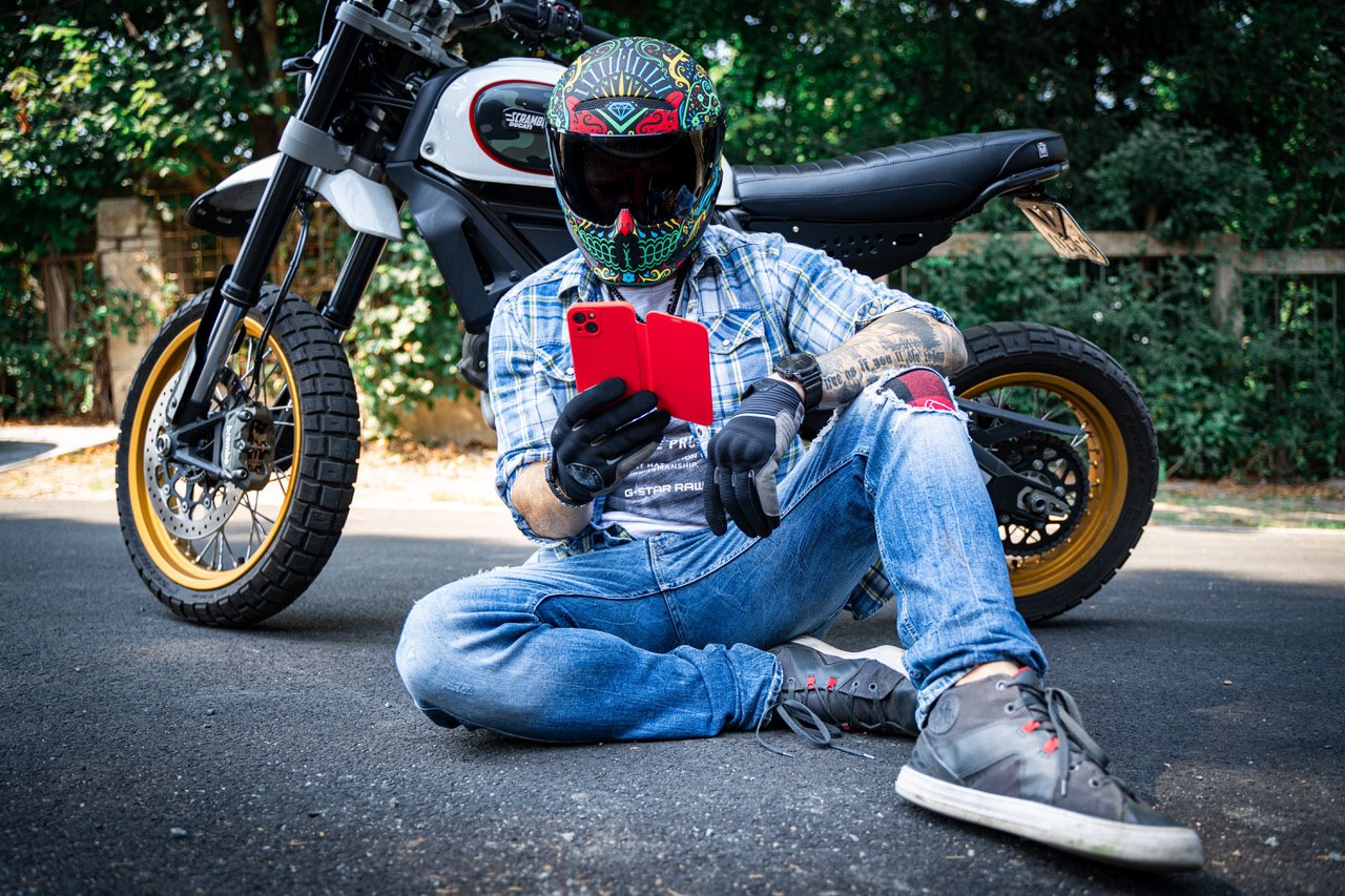 Tactical Safety Smoothie Kryt pro Apple iPhone 13 Pro Chilli
