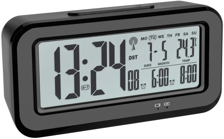 TFA rádiom riadený digitálny budík s automatickým podsvietením 60.2554.01 BOXX TFA60.2554.01