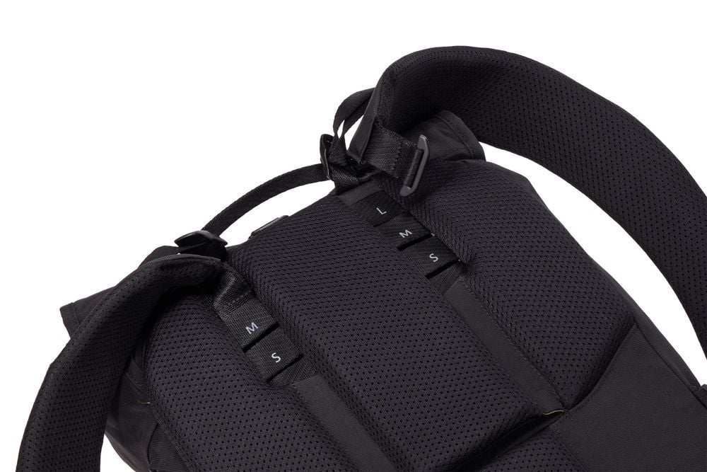 Thule Paramount Commuter batoh 20 l TPBBP320 - černý