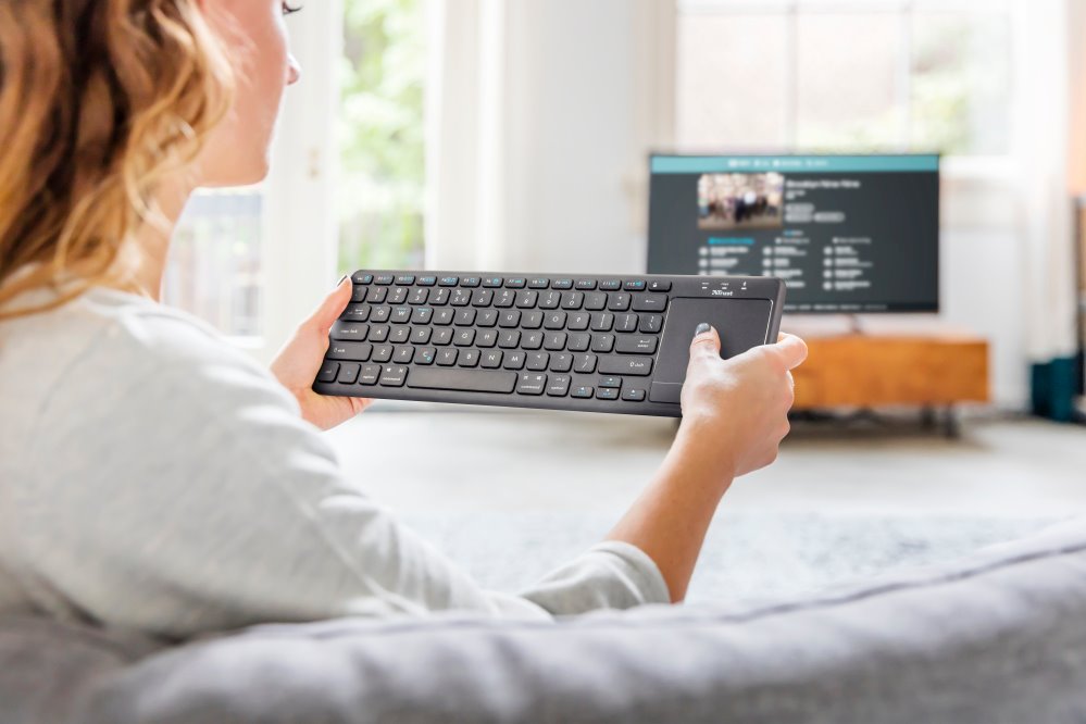 Trust Mida Wireless Bluetooth Keyboard with XL touchpad (22573) TSBOHEMIA.CZ