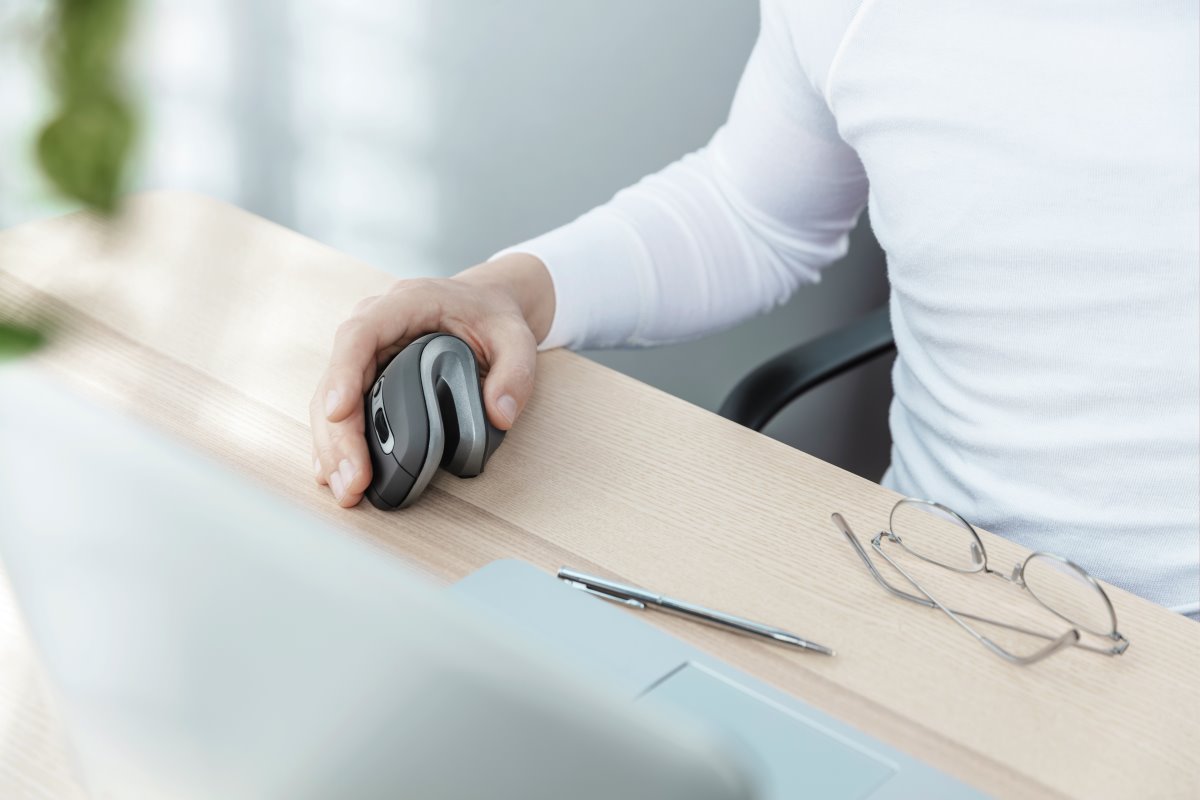 Trust Verro Ergonomic Wireless Mouse 23507