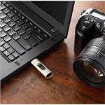 VERBATIM Flash Drive 128GB Store 'n' Go, SSD Vx400, USB 3.0, stříbrná
