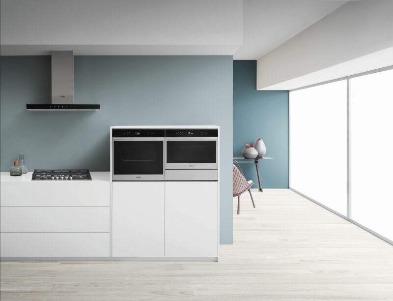Whirlpool W7 OS4 4S1 P BL