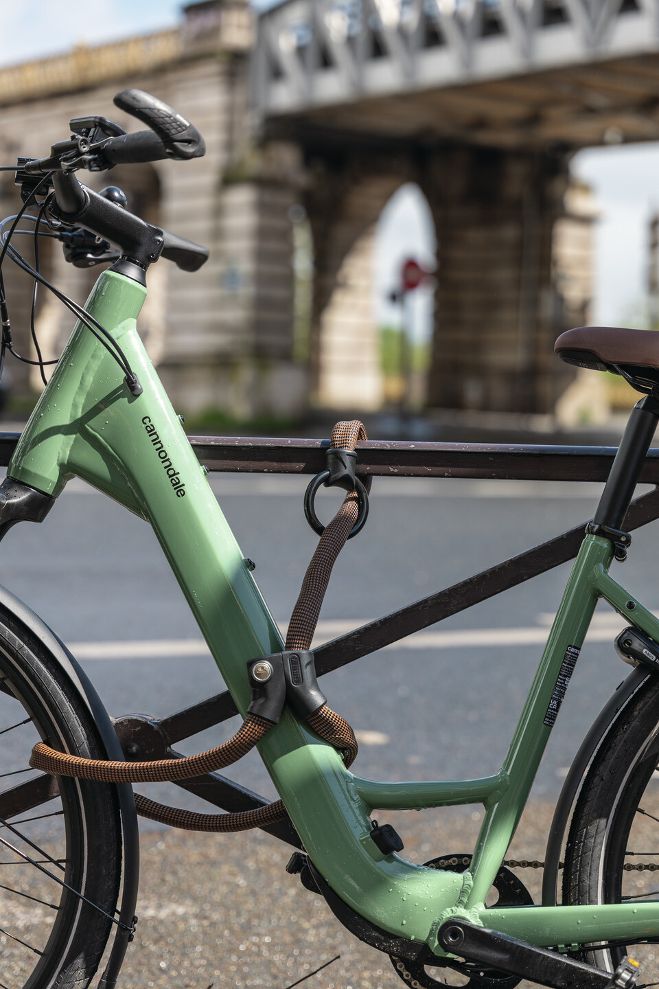 Zámek ABUS 1806/110 black INFINITY LOOP - černá